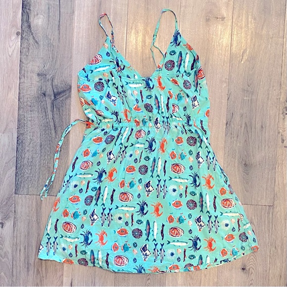 Patagonia Pataloha Organic Cotton Wrap Mini Strappy Dress with nautical print - Picture 2 of 4